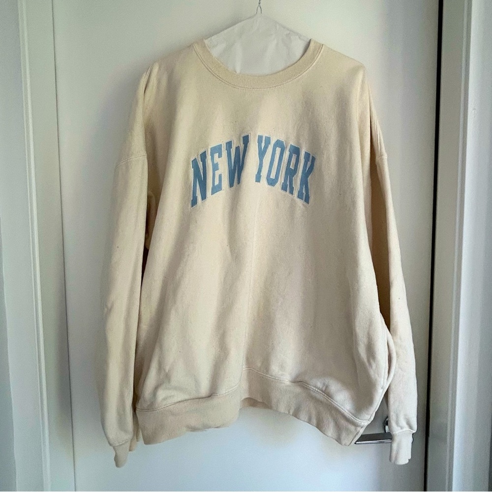 Brandy Melville ‘New York’ Erica Sweatshirt
